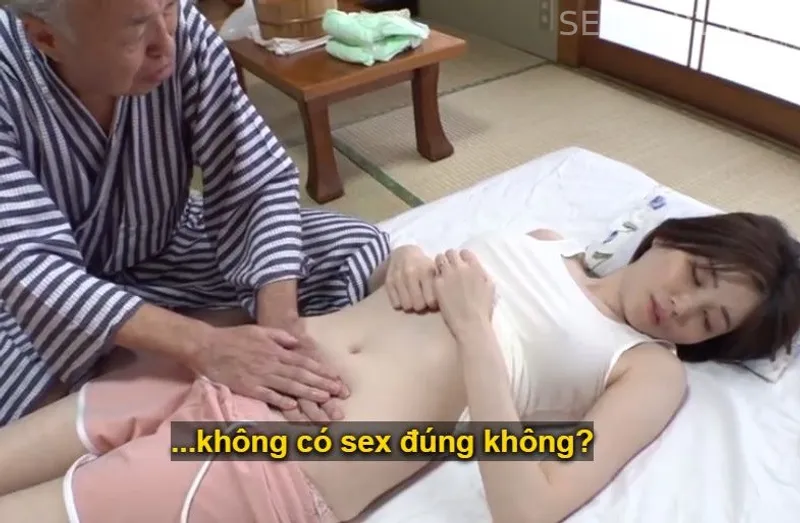 Vợ sắp cưới của con trai bị đau nhức nhờ bố ông chồng có nghề mát-xa đấm bóp và cái kết
